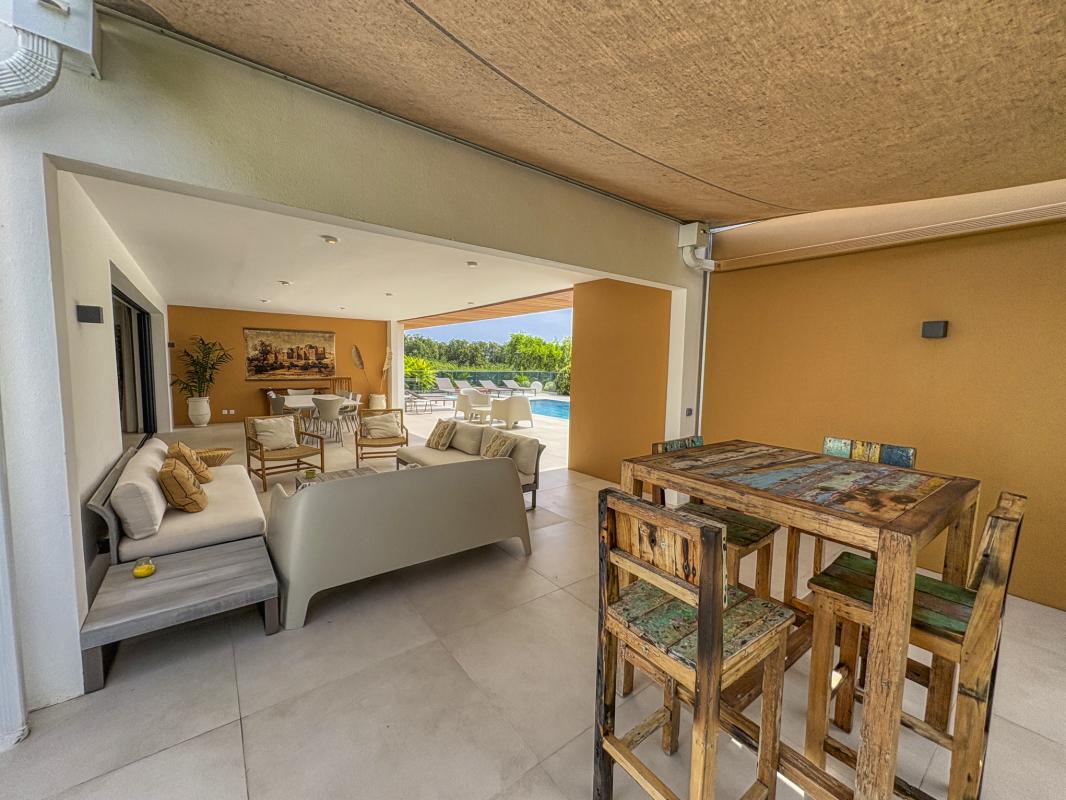 32.Location villa piscine Saint François Guadeloupe_Terrasse